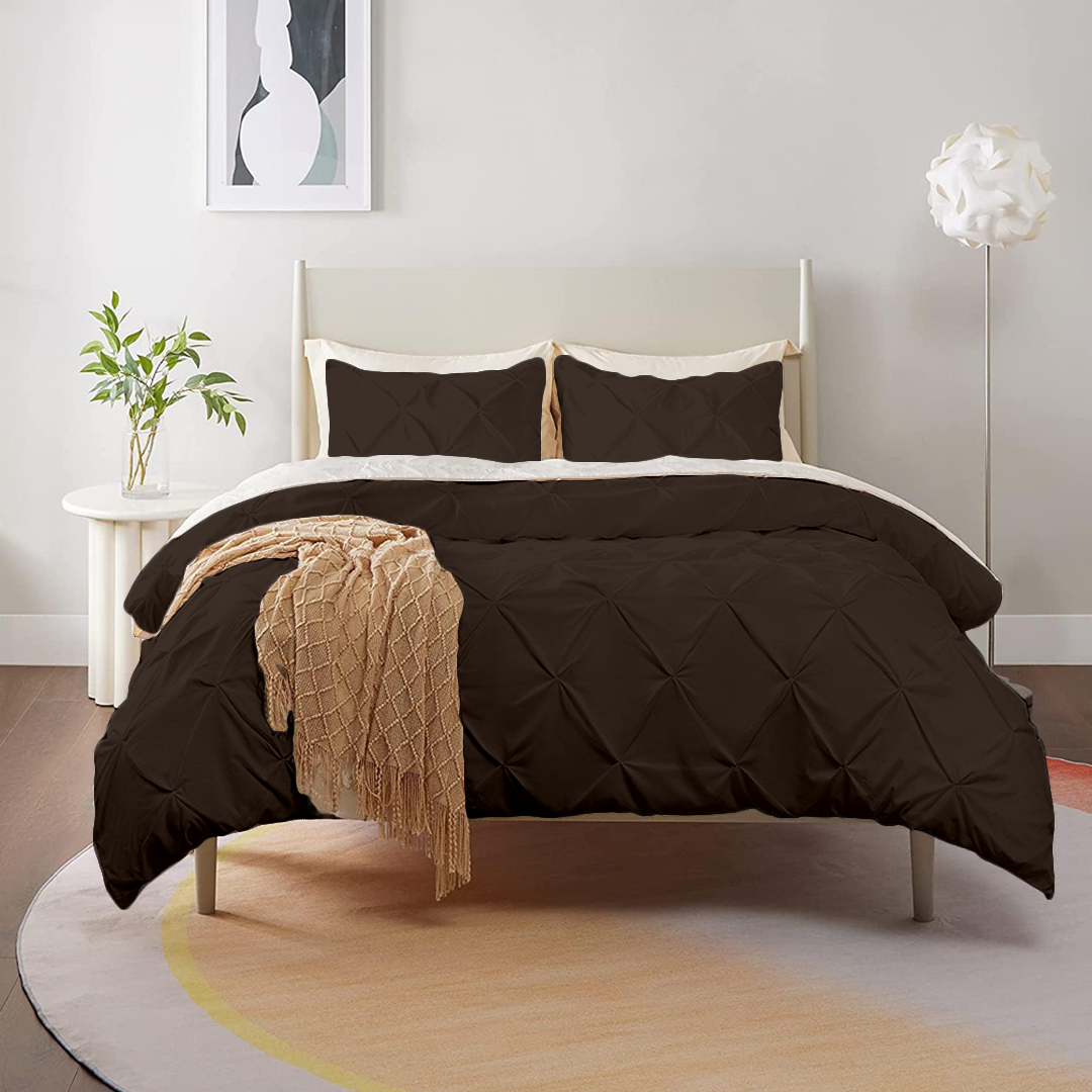 Chocolate Pintuck Duvet Cover Set
