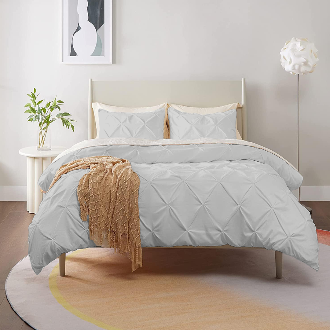 Light Grey Pintuck Duvet Cover Set